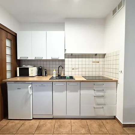 Maki Marea アパート